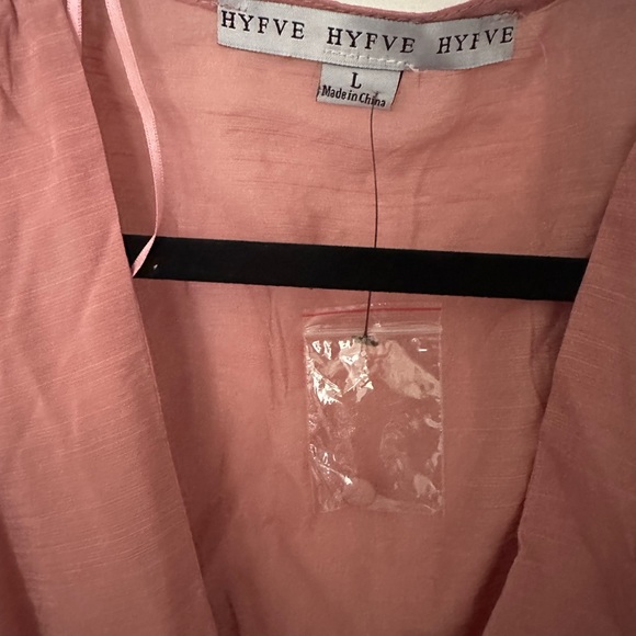 pink lily/hvyfe cropped shirt - Picture 3 of 3